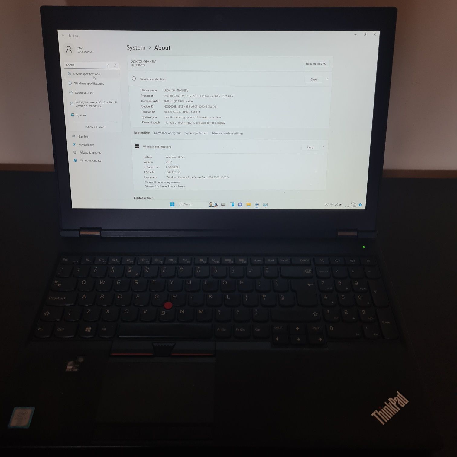 Lenovo ThinkPad P50, i7 6820HQ 16 GB ram, ssd 256gb si hdd 512gb