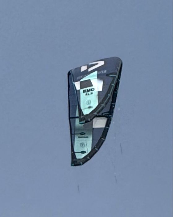 Kite kiteboarding Duotone Evo sls 8 m
