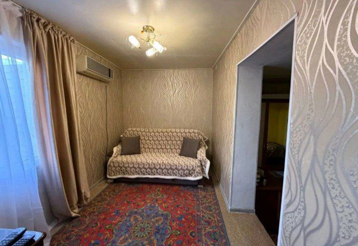 Продается дом в центре 2/1/1 м Чкалова сейчас Дустлик, 0,6 соток с меб