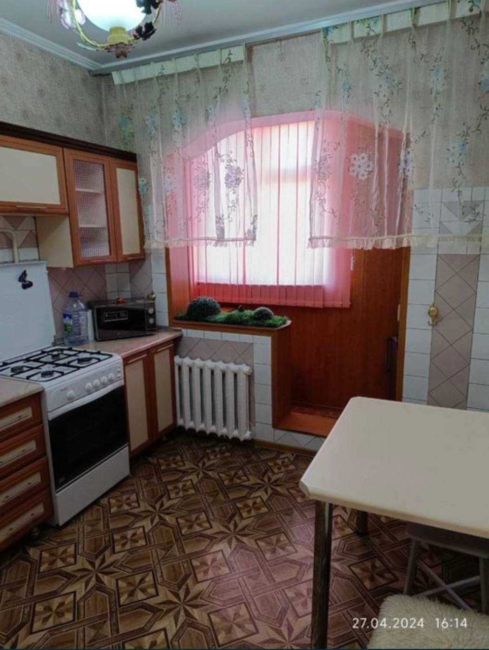 Продаются две квартиры в общем коридоре, ориентир  Яккасарайский РОВД