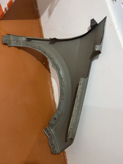 Jetour x70  крыля не крашенный