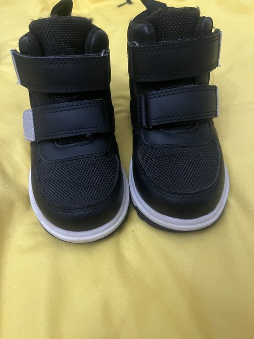 Ghete H&M marime 20/21 waterproof