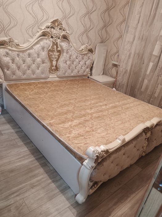 Спальни диван и2 тумба