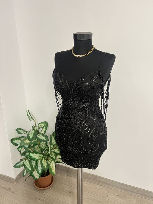 Rochie neagra de ocazie cu paiete si cristale XS