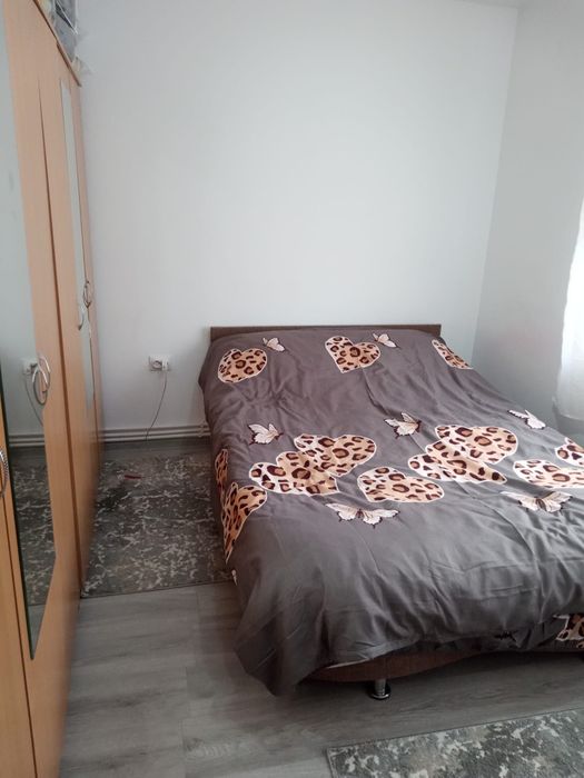 Vând apartament!