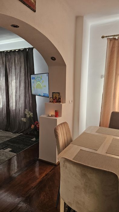 Casă de vânzare in Rășinari județul Sibiu...Str;Bozilor,nr;329,  504 m