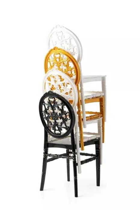 Сватбени столове и маси за градина и закрити помещения различни модели