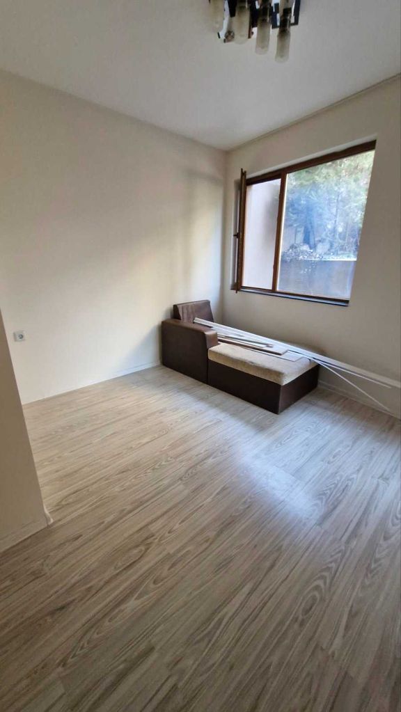 Продава се Тристаен апартамент в Асеновград - 90 кв.м за 1200 €/кв.м - Снимка #5