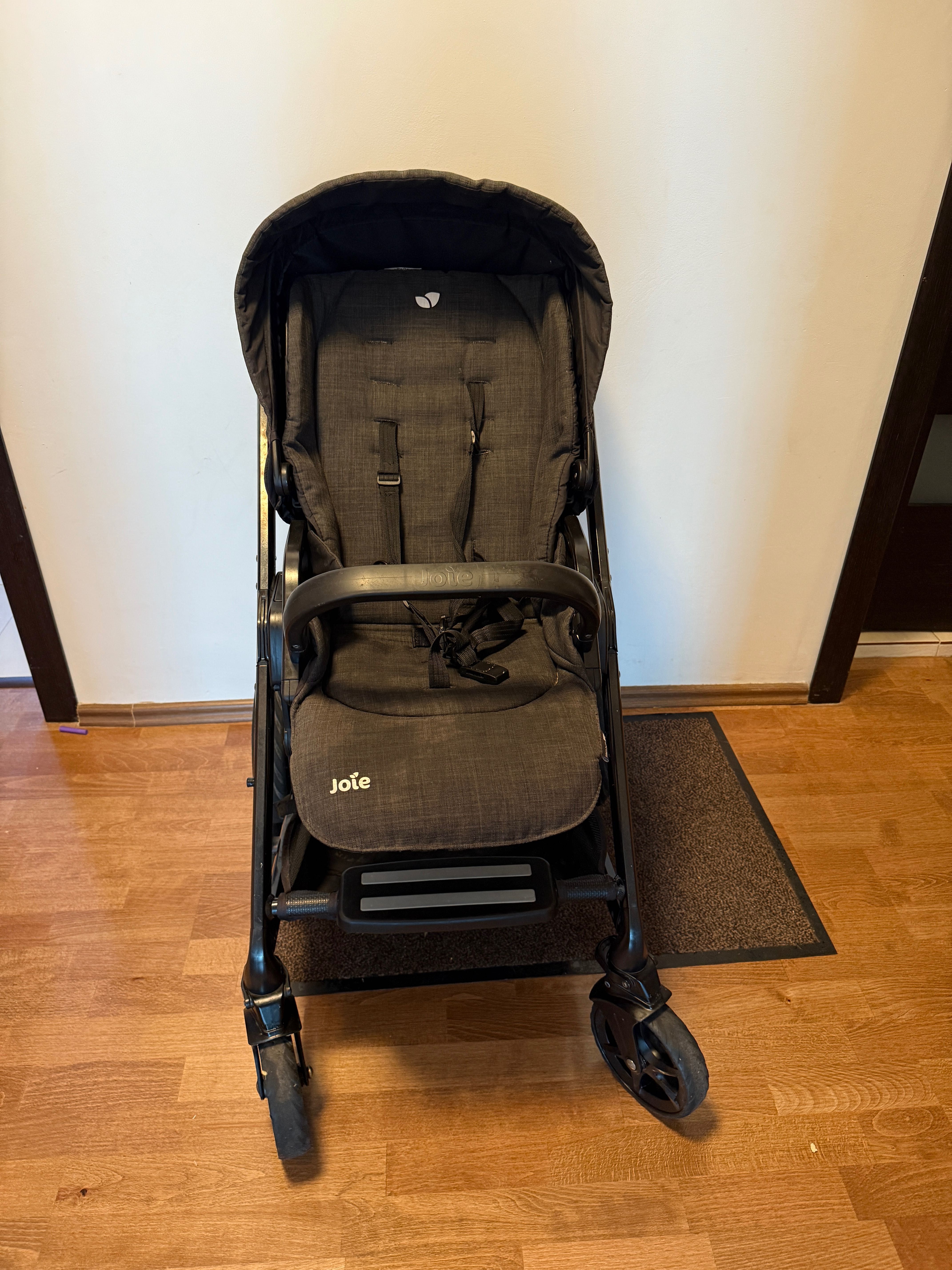 Carucior sport Joie Chrome 3 in 1+ husa picioare cadou
