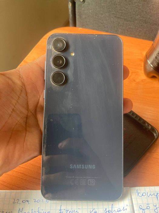 Samsung a55 obmen qilinadi iphone 11 dan tepasiga +-keliwiladi