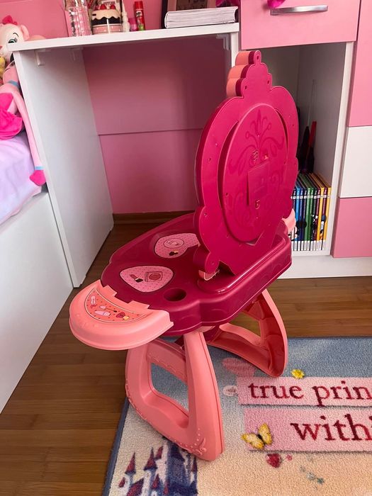 Детска тоалетка за гримиране