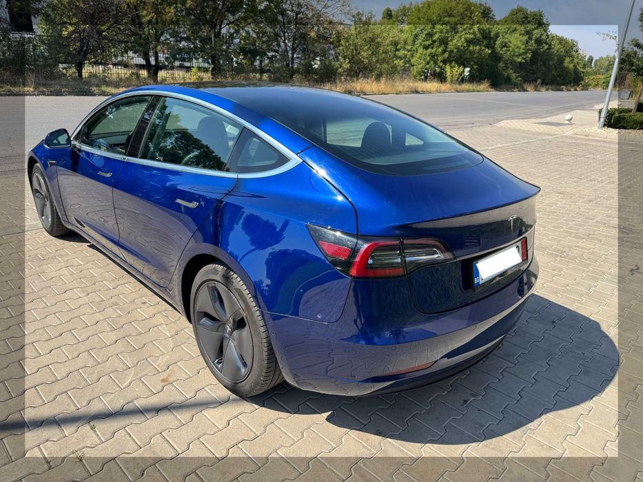 Продавам Tesla M3LR