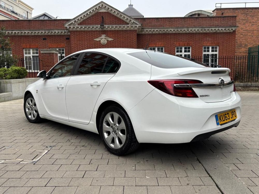 Opel insignq ДЕСЕН ВОЛАН !