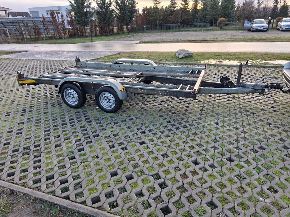 Platforma auto 2500kg (sasiu 3T)