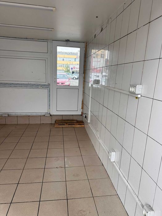 Spațiu comercial de închiriat ,Piața 700, Timișoara