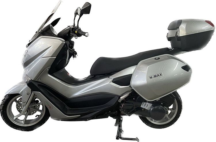 Продам новый скутер n-max 180 кубов