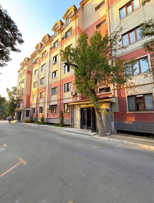 Новостройка Феруза Гинекология 3/4/6 75м2 с ремонтом