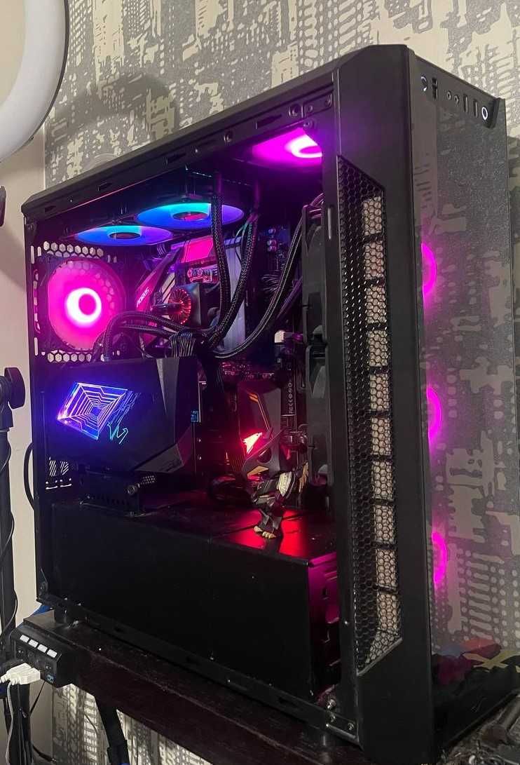 PC Gaming High-End AORUS WaterCool Ryzen 3700X, RTX 3080, 32 RAM