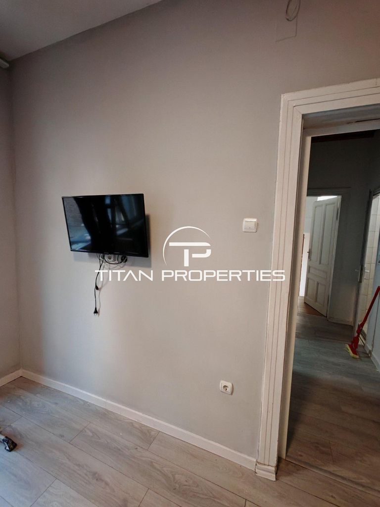 Дава се под наем Етаж от къща в Пловдив, Център - 130 кв.м за 500 € - Снимка #8