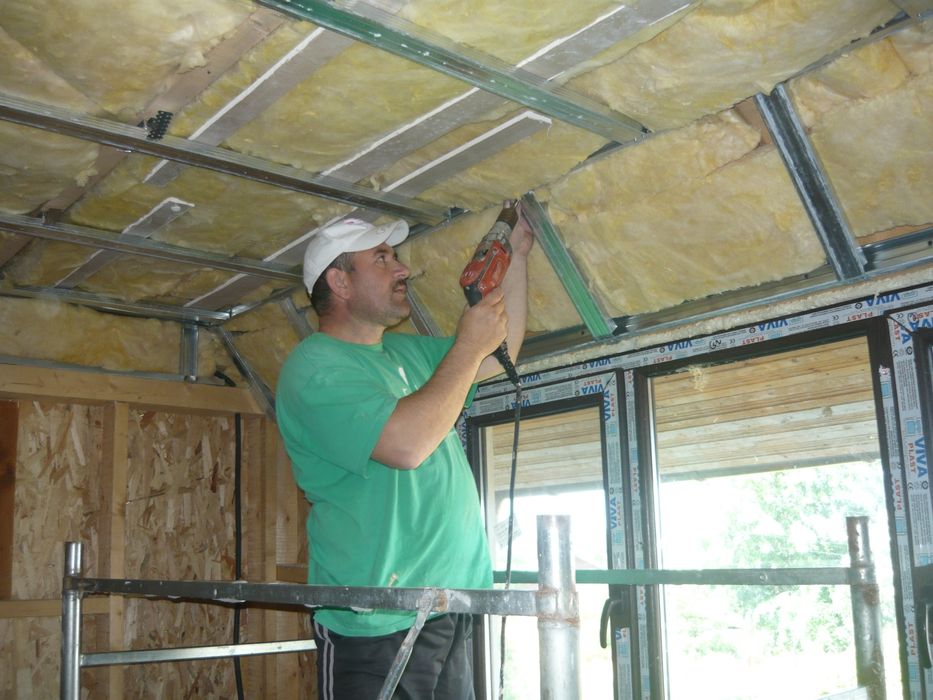 Zugravim gletuim tencuim rigipsăm