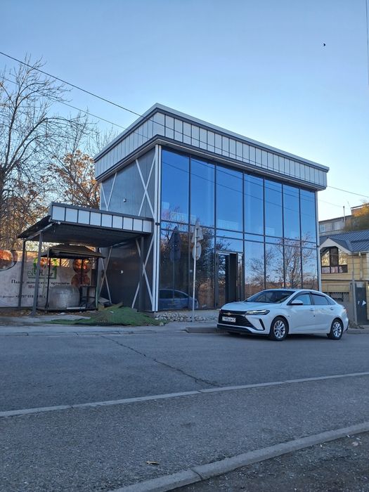 Сдаётся в аренду новое современное здание