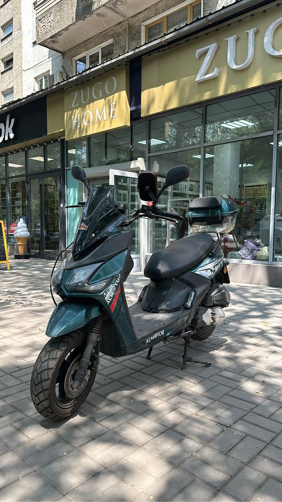 Самурай мопед продаю в нормальном состояний