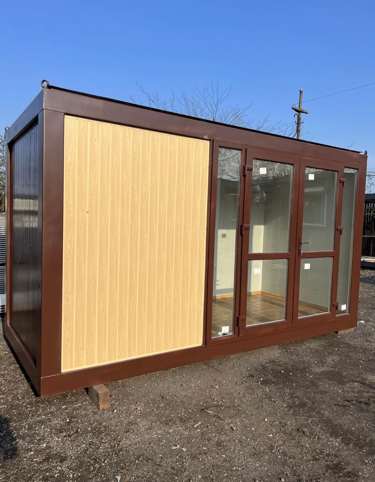 Container modular
