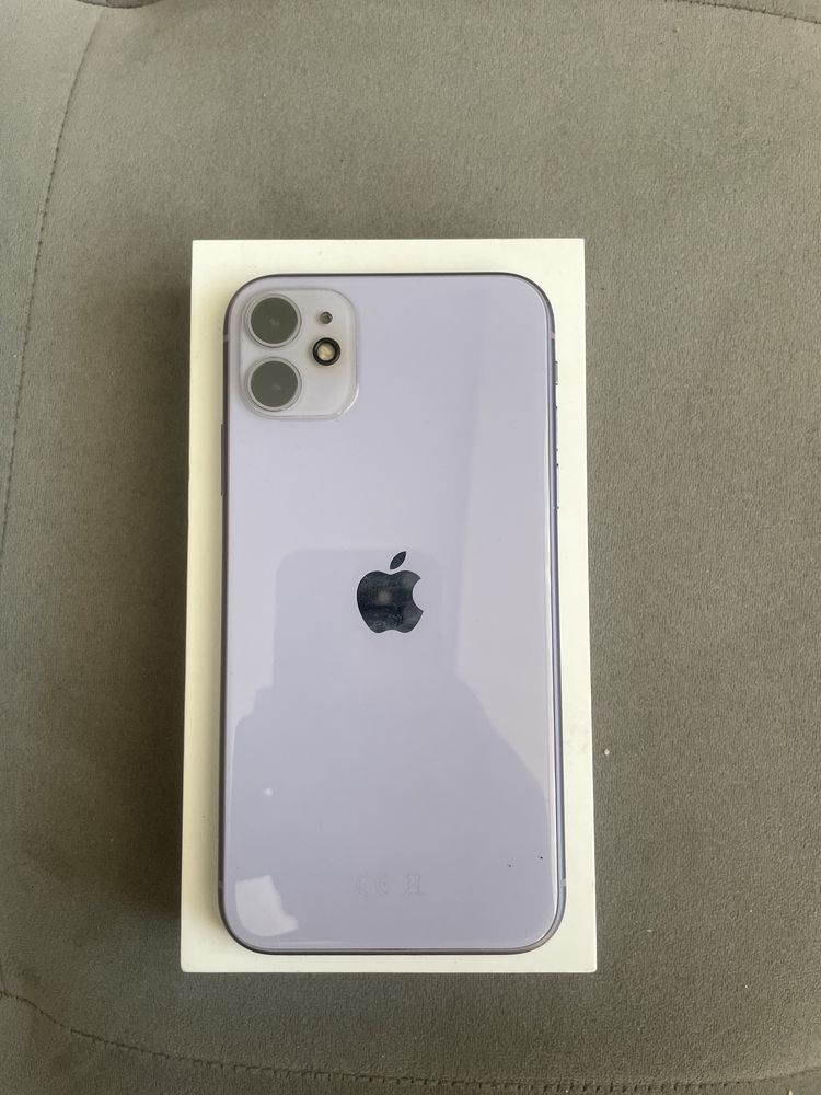 iPhone 11.