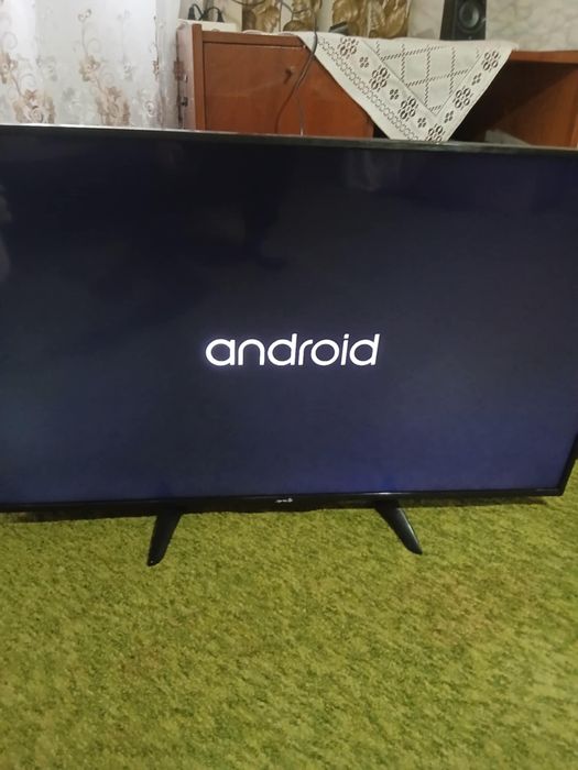 Телевизор Arielli 43"