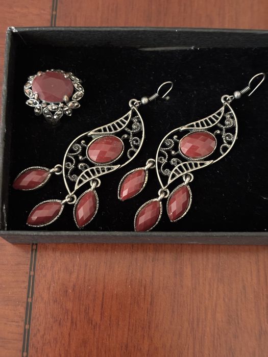 Красивая бижутерия размер кольца 18-19