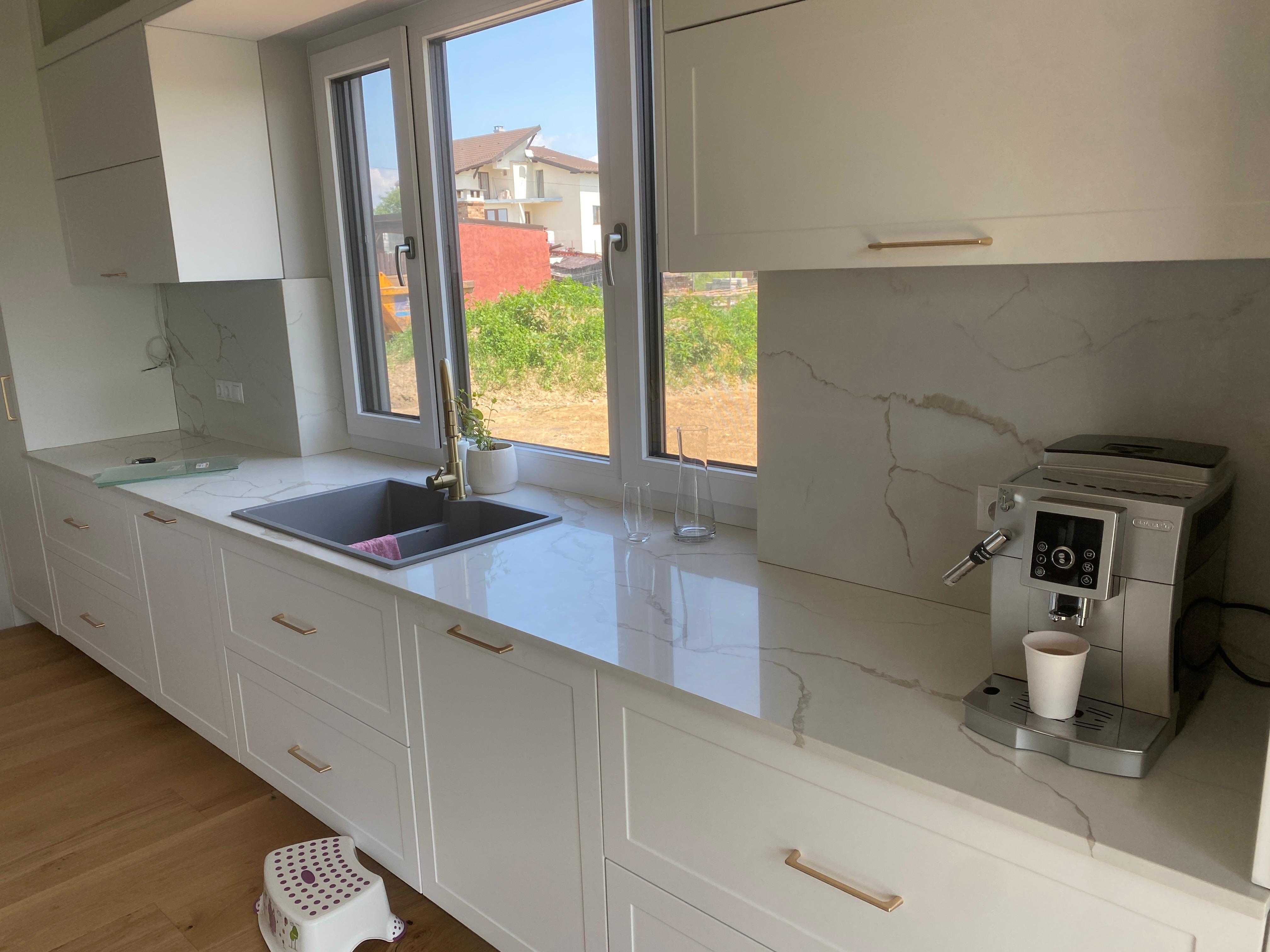 Blat din Quartz Calacatta pentru bucatarie