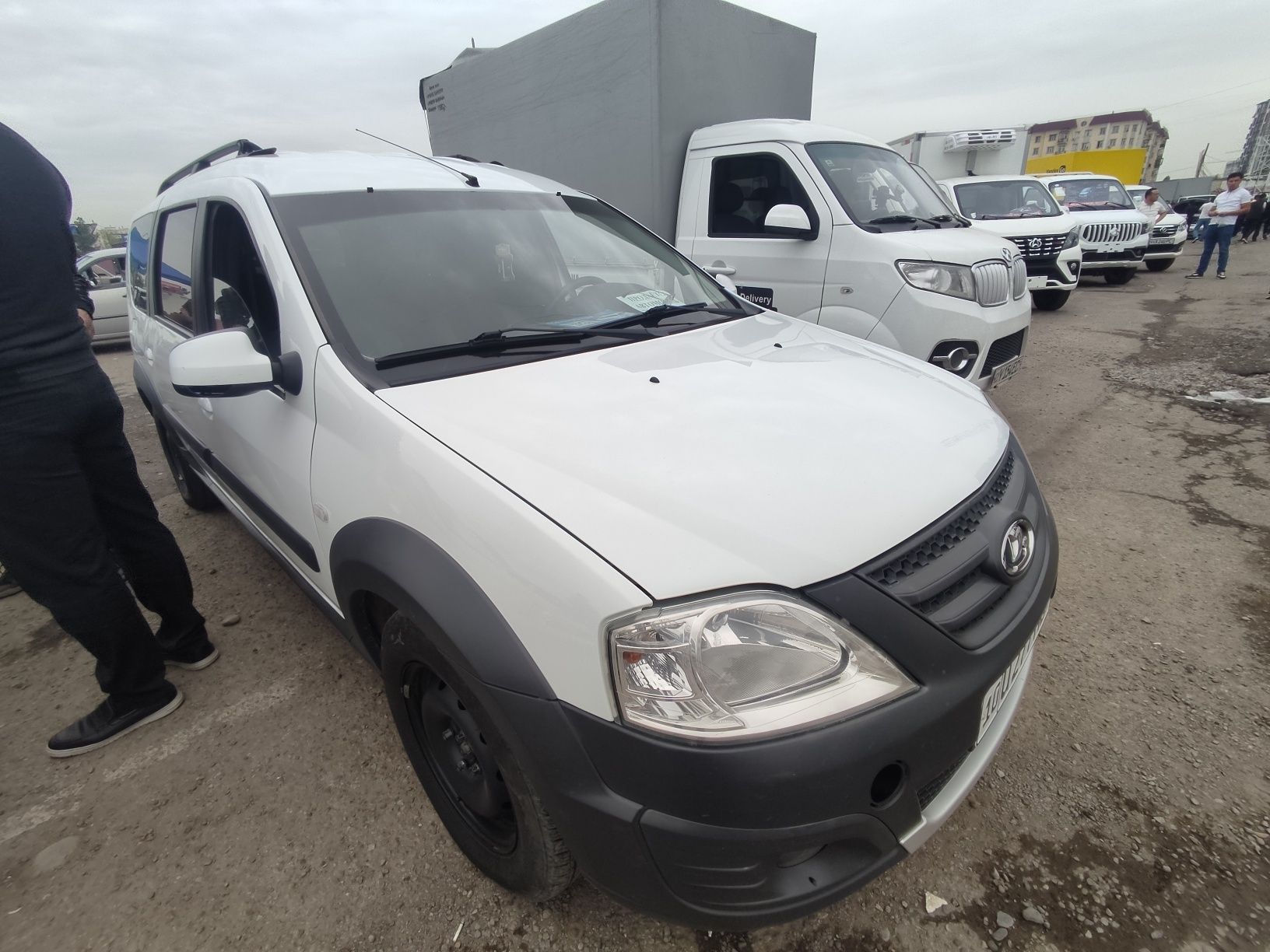 Лада Ларгус кросс..Lada Largus cross