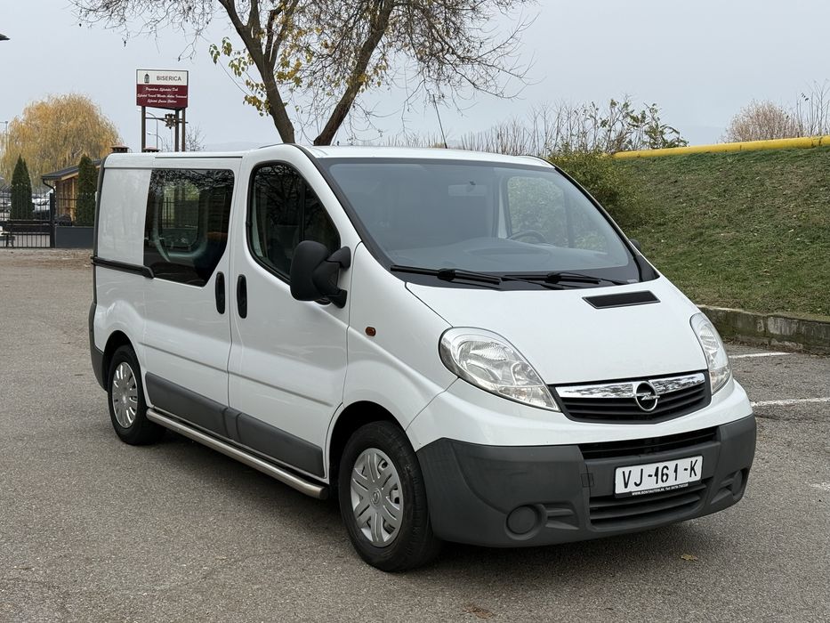Opel Vivaro Renault Trafic 2.0 Cdti Euro 5 cu 3 Locuri si Marfa