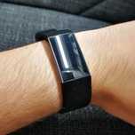 Vând Bratara Fitness FitBit Charge 3