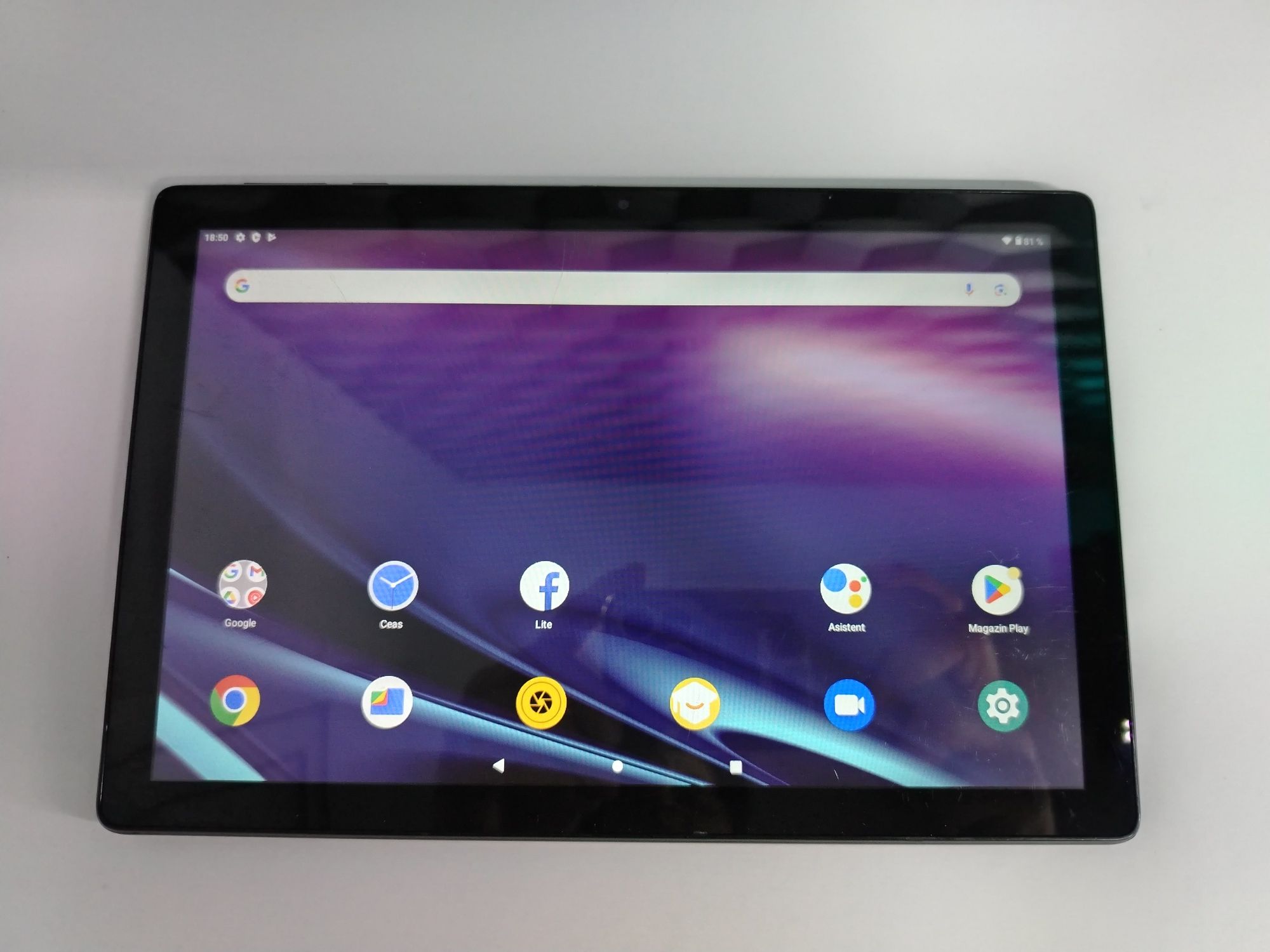 Tableta 10 inch android 10 32gb perfect funcțională cu urme de uzura