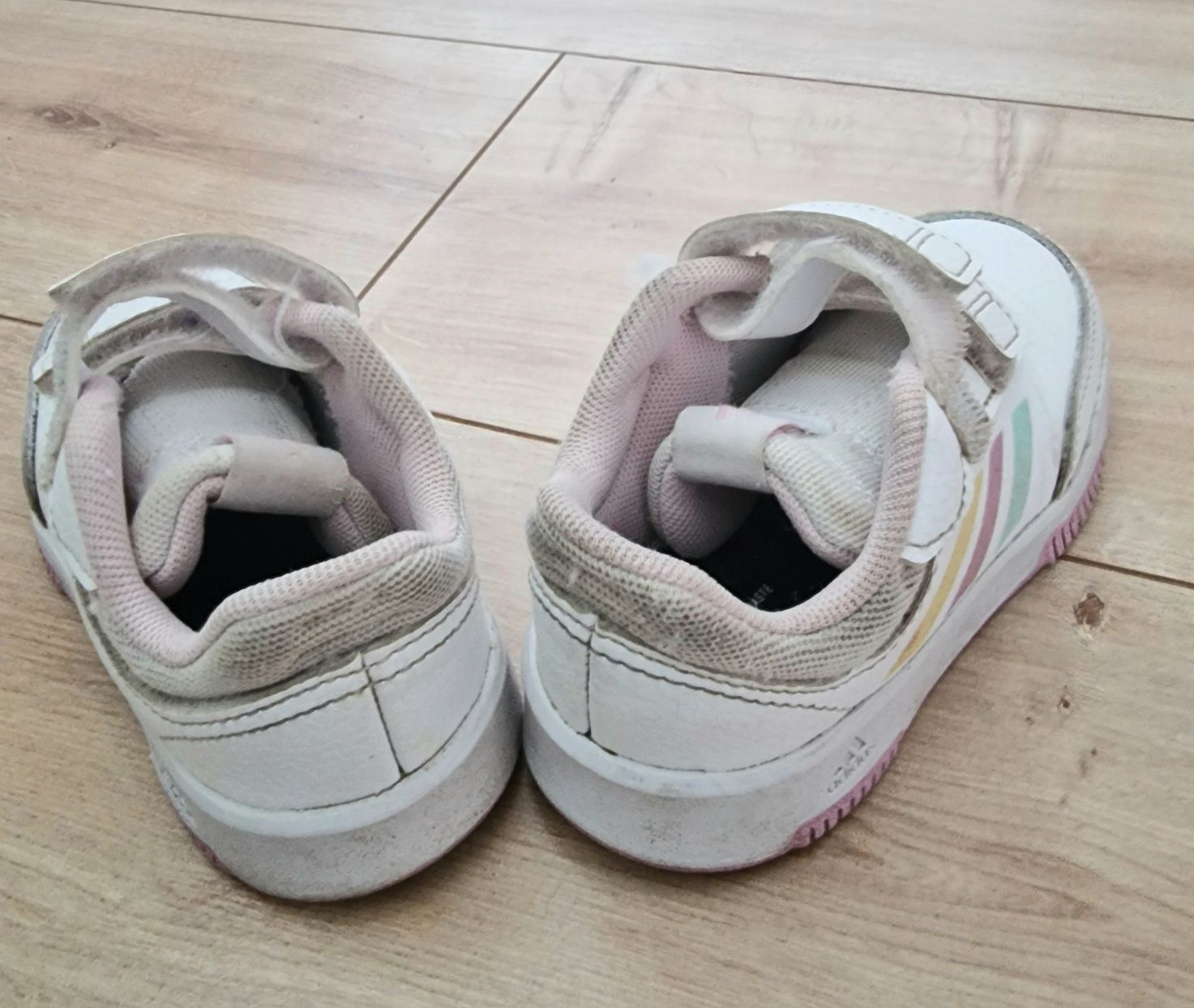 Сандали Ponki 24 Сандали Мини маус 24 и Маратонки Addidas 25