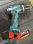 Autoinfiletanta  bormasina Makita 8271D