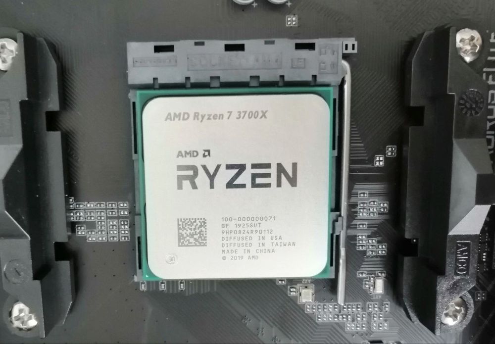 Ryzen 7 3700x Amd cpu,  protsessor