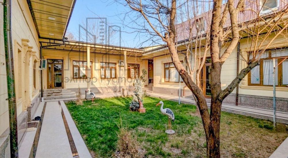 5.1 сот 520м2 7 комнат Военный госпиталь