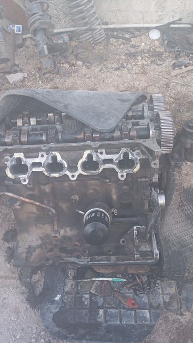 Движок мазда кронус объем2  в отличном состоянии колтца маслоки замене
