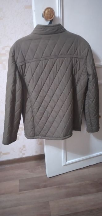 Продаю мужскую куртку