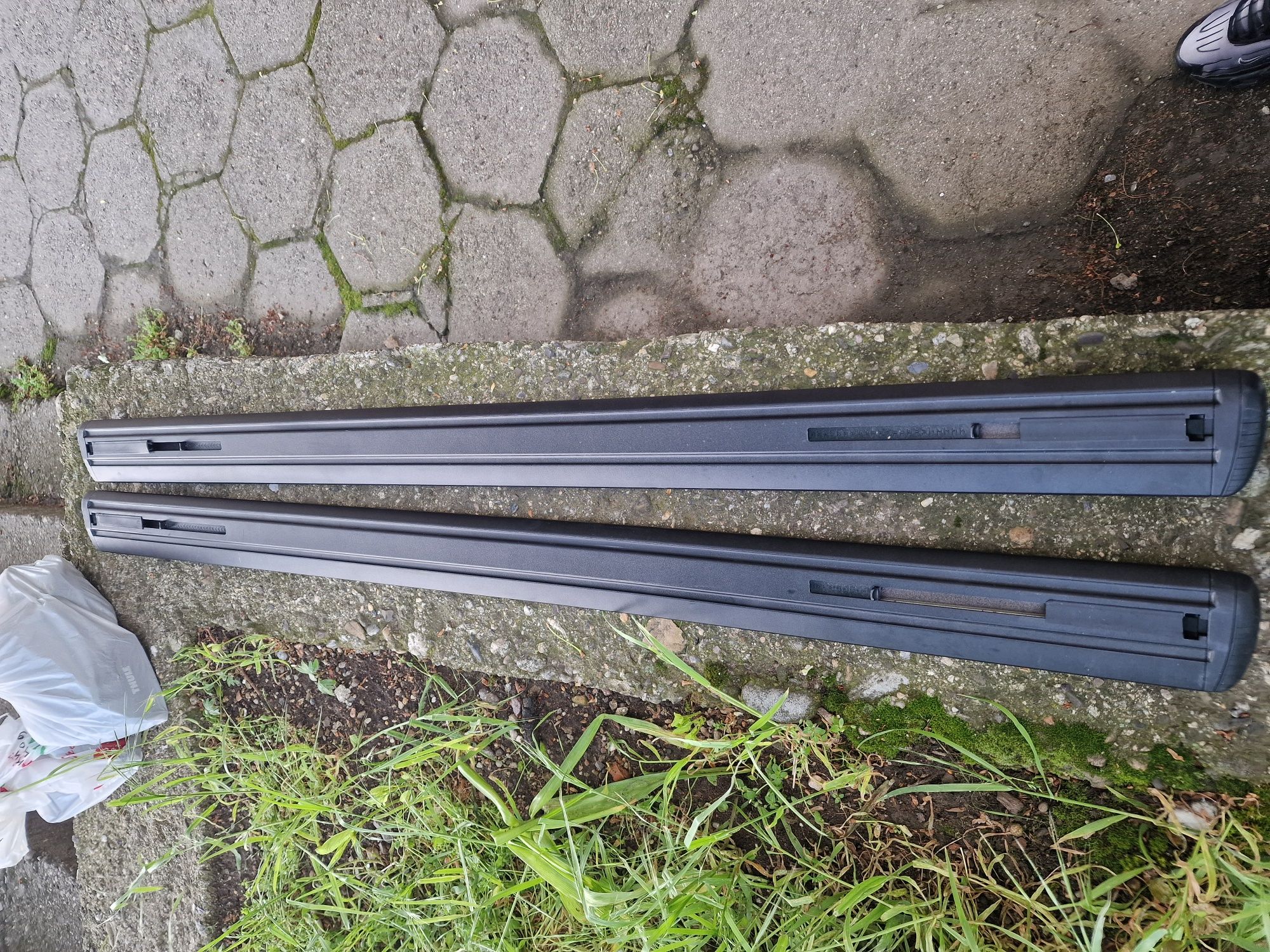 Thule Wingbar греди в комплект със захвати  753  и кит