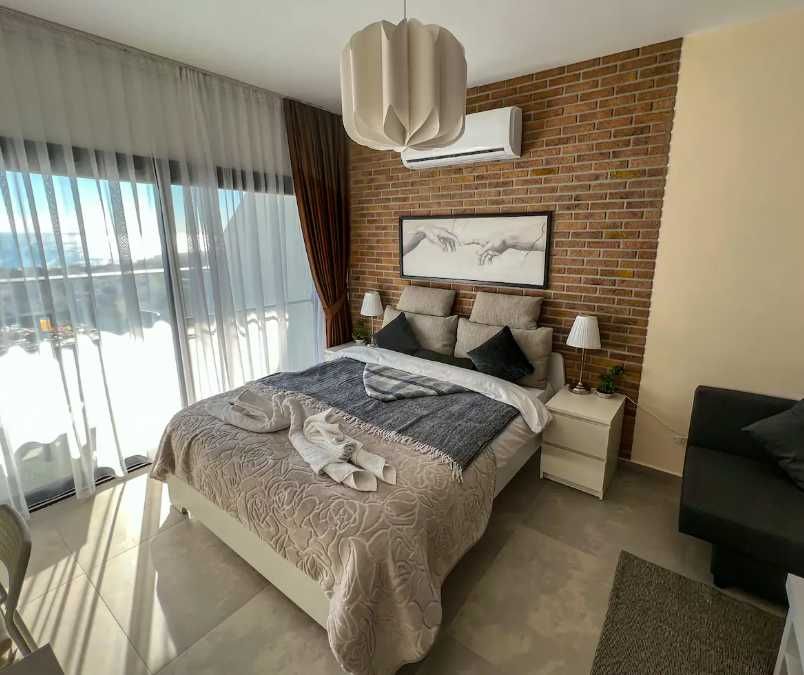 Дава се под наем Едностаен апартамент в Пловдив, Кършияка - 40 кв.м за 188.7 € - Снимка #1