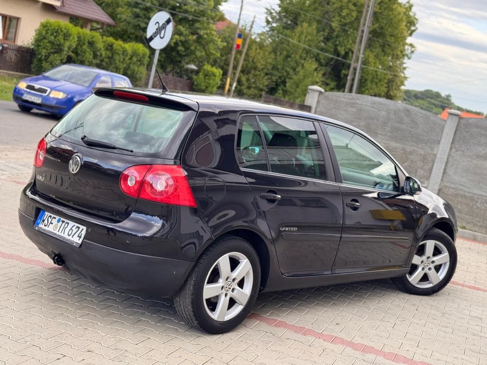 Volkswagen Golf 5/1.9 TDI/105CP/ 2008 luna a6a/DSG/ United/