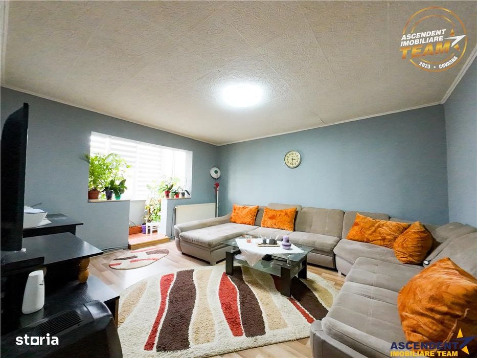 LIVE! Camin decomandat,4 camere,2 bai, conditii apreciabile,Ciucului,S