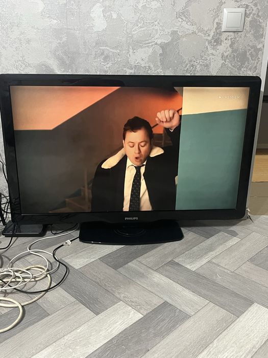 Продам телевизор PHILIPS