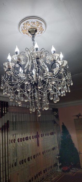 Люстра (кандил).