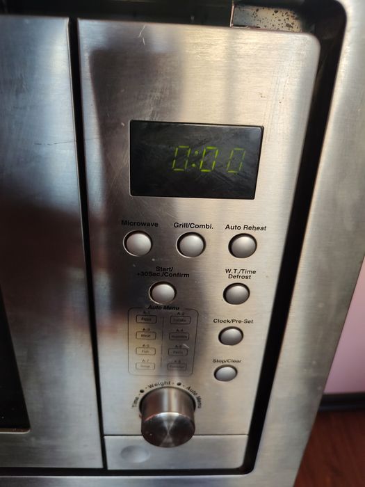 Cuptor microunde incorporabil