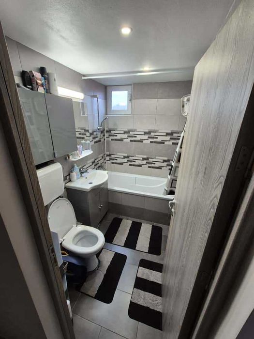 Apartament 2 Camere ultracentral cu zonă verde și parcare