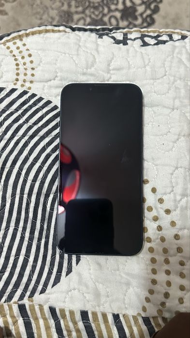 Продается 14 iphone, 256 гб в отличном состоянии